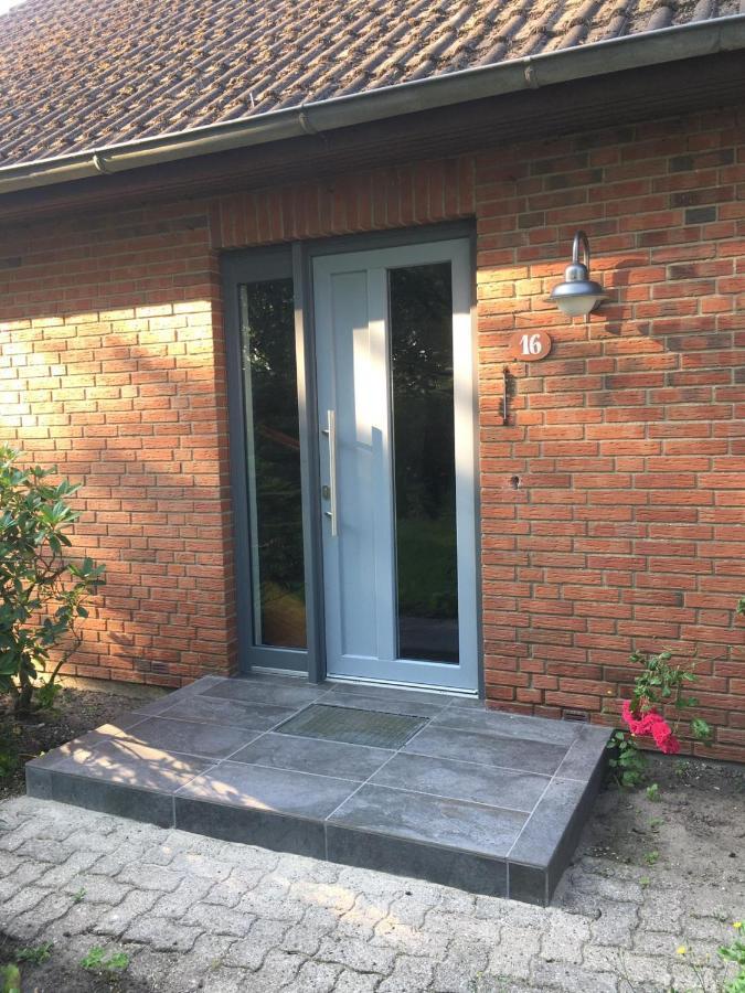 Ferienhaus Mit Garten In Nordseenaehe Langenhorn Esterno foto