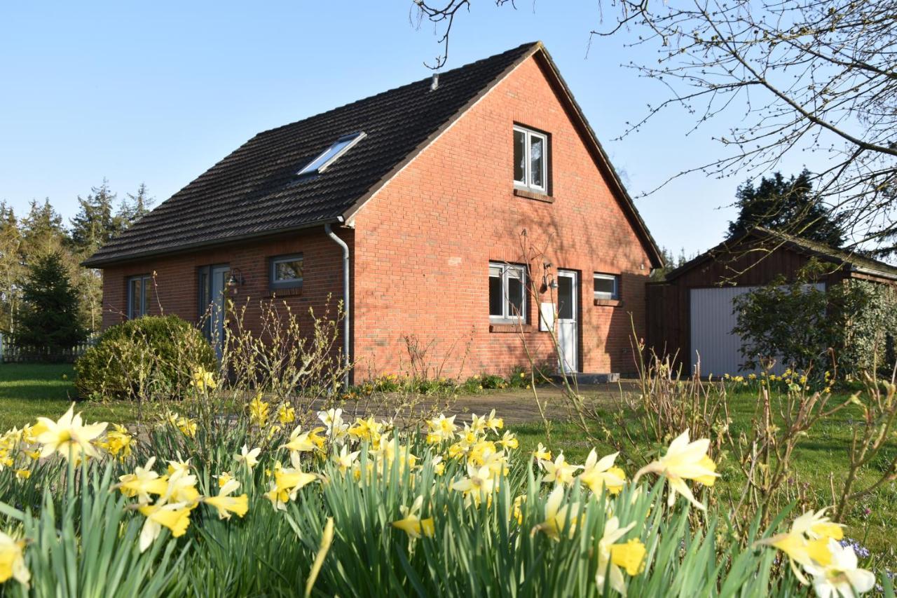 Ferienhaus Mit Garten In Nordseenaehe Langenhorn Esterno foto